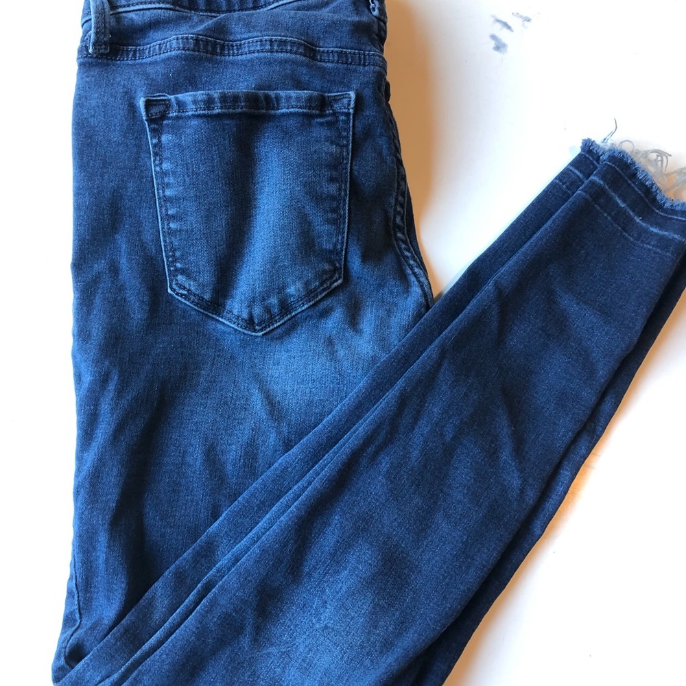 Old Navy Rockstar Super Skinny jeans. Size 8